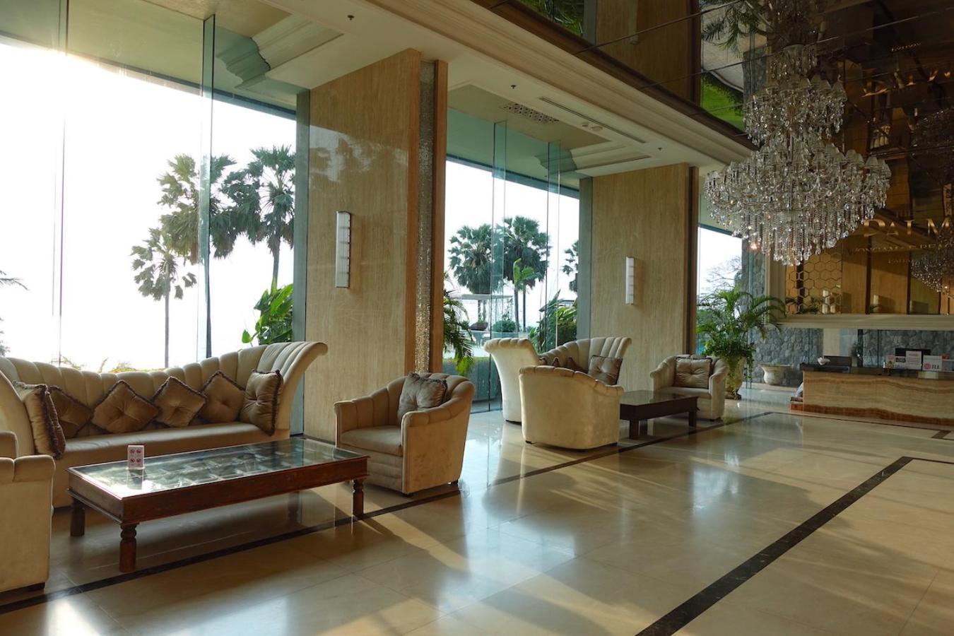 Appartement Oceanfront Luxury In With Private And Inifinity Pool - Not A 30 Day Minimum *